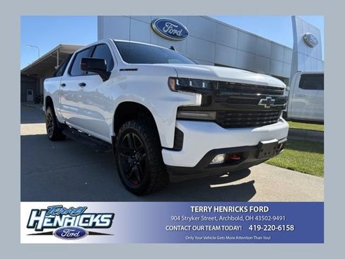 Used 2021 Chevrolet Silverado 1500 RST w/ Redline Edition AWD/4WD image 1
