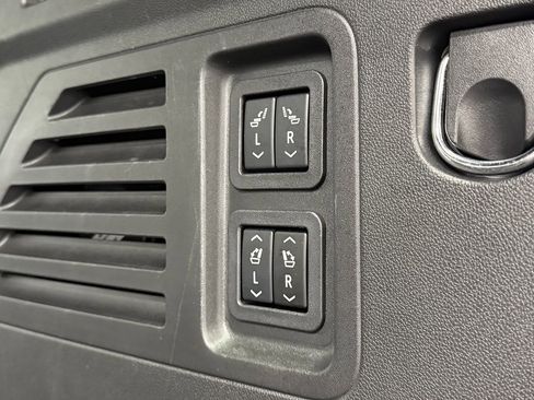 Used 2024 Chevrolet Traverse RS w/ LPO, Floor Liner Package image 45