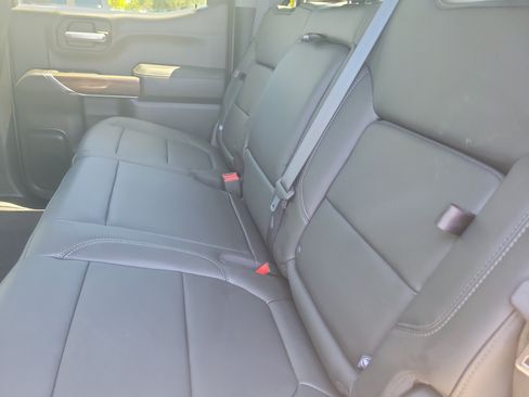 Used 2020 Chevrolet Silverado 1500 LT Trail Boss AWD/4WD image 12