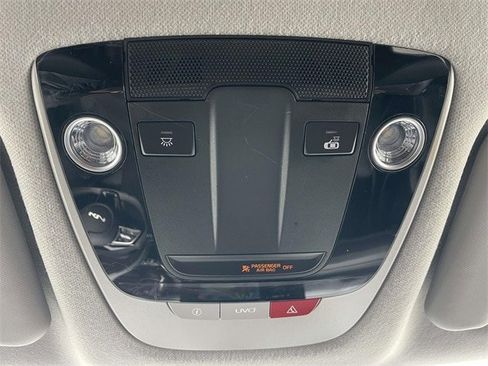 Used 2023 Kia Seltos SX image 8