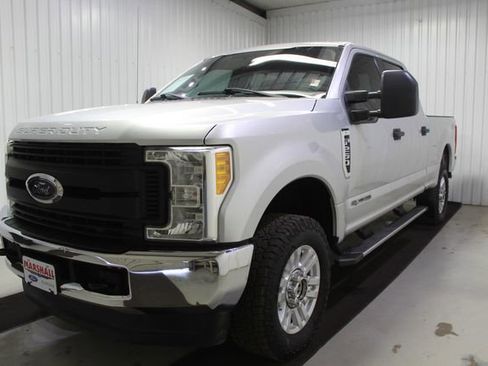 Used 2017 Ford F250 XL w/ XL Value Package AWD/4WD image 1