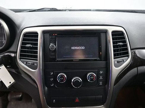 Used 2013 Jeep Grand Cherokee Laredo AWD/4WD image 20