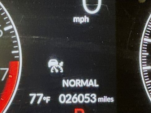 Used 2025 Honda HR-V Sport image 19