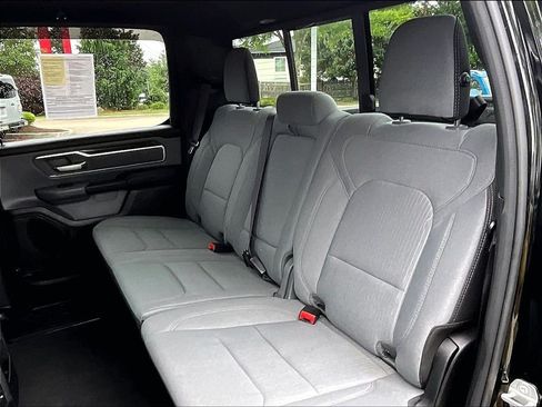 Used 2021 RAM 1500 Big Horn AWD/4WD image 15