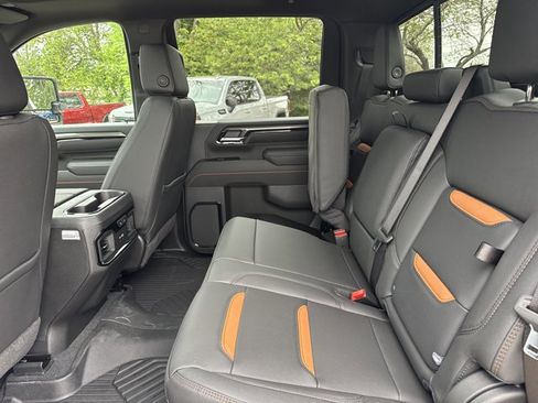 New 2026 GMC Sierra 2500 AT4 w/ AT4 Premium Plus Package image 6