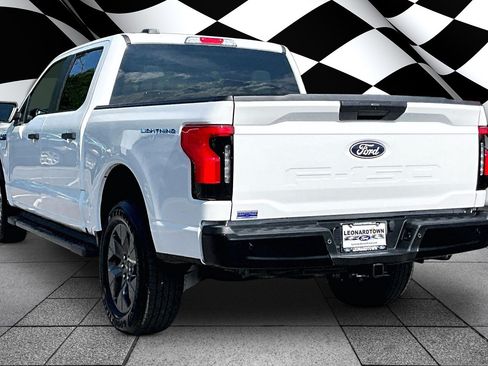 Used 2024 Ford F150 Lightning Pro AWD/4WD image 12