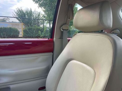 Used 2005 Volkswagen Beetle GLS FWD image 32