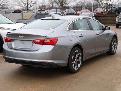 Used 2023 Chevrolet Malibu LT image 4