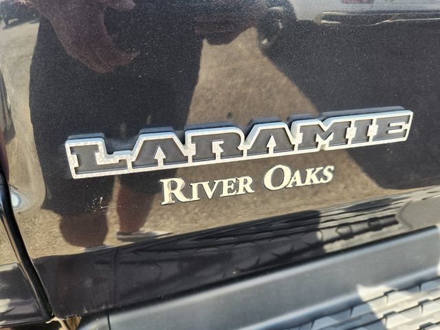 Used 2019 RAM 1500 Laramie AWD/4WD image 7