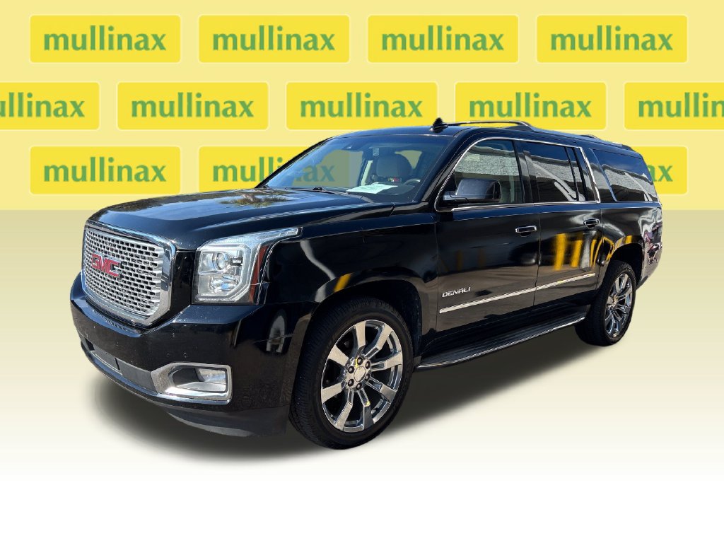 Used 2017 GMC Yukon XL Denali w/ Open Road Package RWD image 4