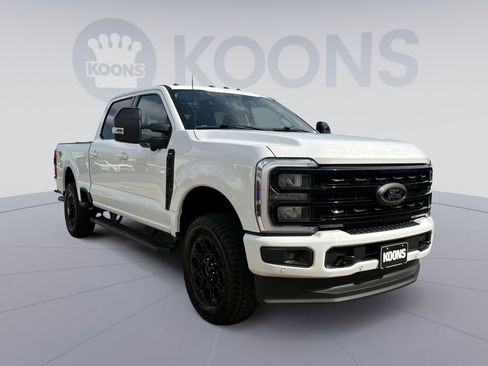 Used 2024 Ford F250 Lariat w/ Lariat Ultimate Package AWD/4WD image 2