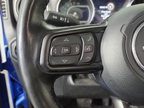 Used 2023 Jeep Gladiator Sport image 16