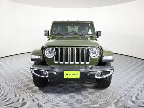 Used 2023 Jeep Wrangler Unlimited Sahara AWD/4WD image 10