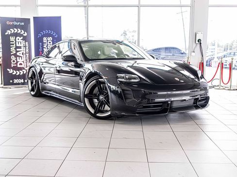 Used 2020 Porsche Taycan Turbo image 6