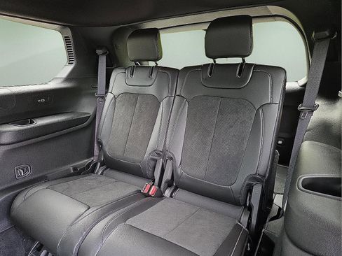New 2025 Jeep Grand Cherokee L Altitude AWD/4WD image 10