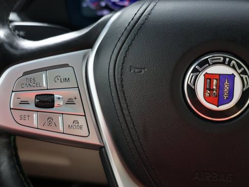 Used 2021 BMW ALPINA XB7 image 30