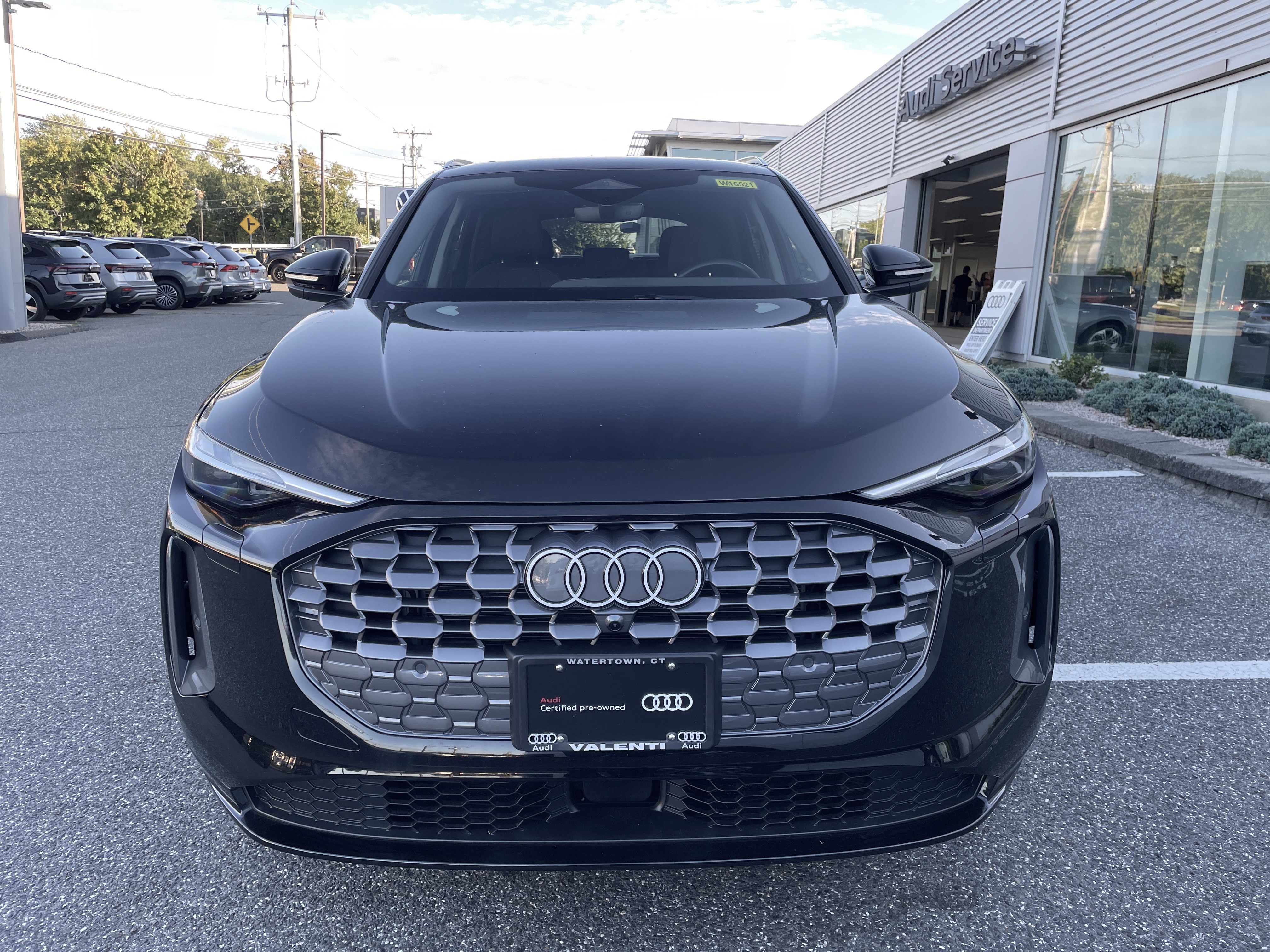 Certified 2025 Audi Q5 Premium w/ Convenience Package AWD/4WD image 2