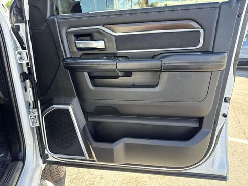 Used 2022 RAM 2500 Laramie image 38