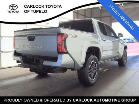 Used 2024 Toyota Tacoma TRD Sport image 4