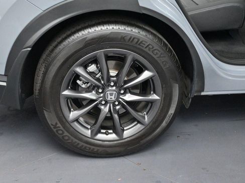 Used 2025 Chrysler Pacifica Select FWD image 33