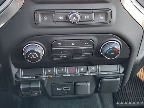 New 2026 Chevrolet Silverado 2500 Custom w/ Custom Convenience Package image 20