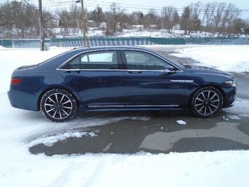 Used 2017 Lincoln Continental Reserve w/ Luxury Package image 9