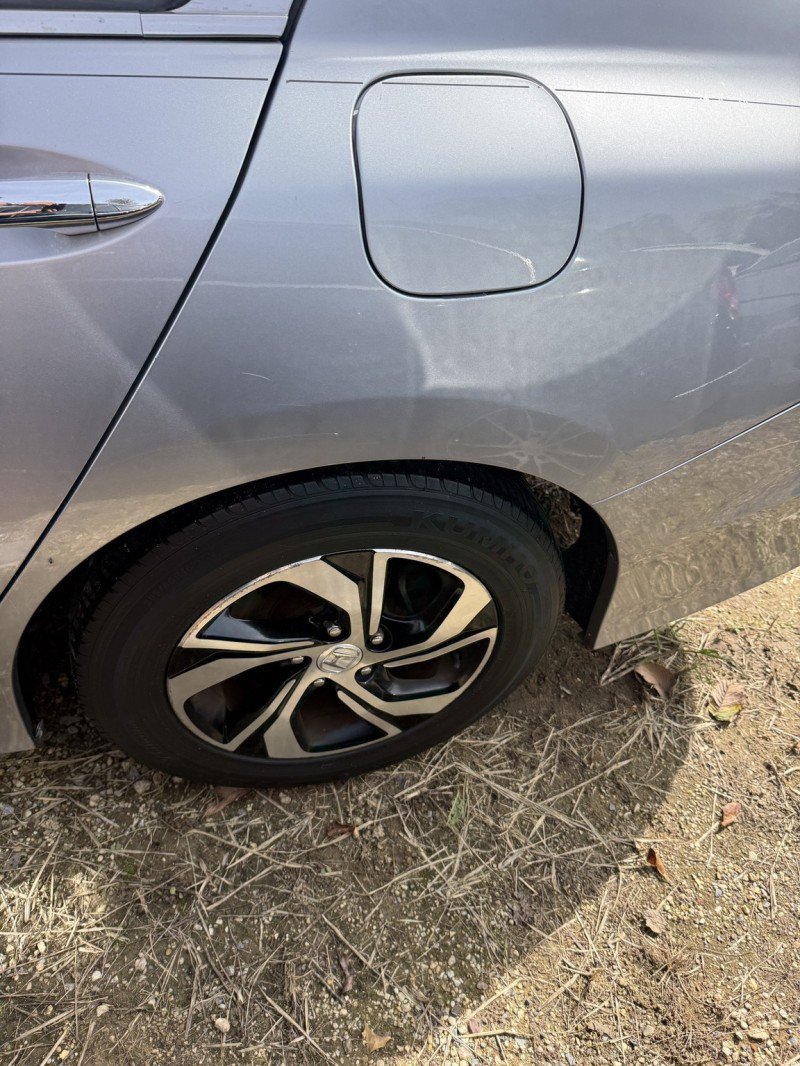 Used 2017 Honda Accord LX image 4