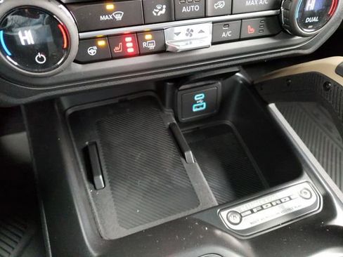 New 2025 Ford Bronco Badlands w/ Sasquatch Package image 24