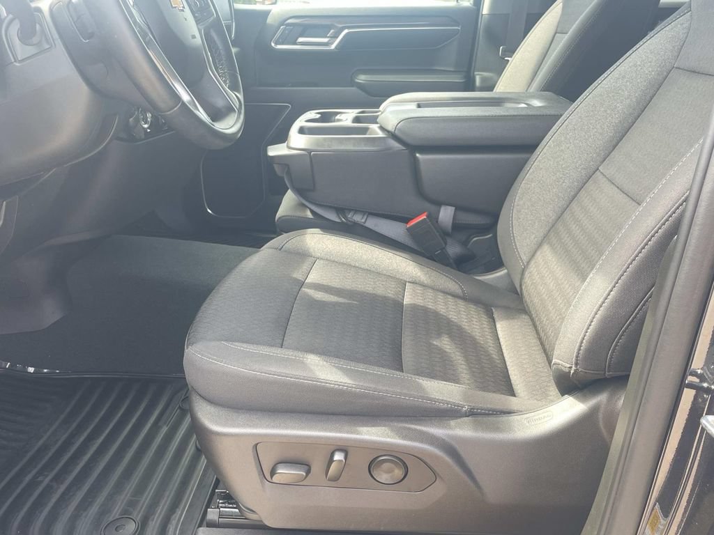 Certified 2023 Chevrolet Silverado 1500 LT AWD/4WD image 13