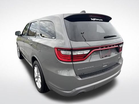Used 2023 Dodge Durango GT RWD image 3