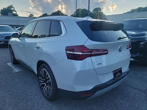 Used 2025 BMW X3 xDrive30i w/ Premium Package AWD/4WD image 6