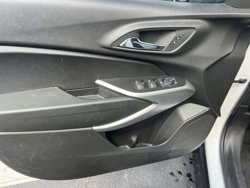 Used 2024 Chevrolet Trax RS w/ Driver Confidence Package FWD image 15