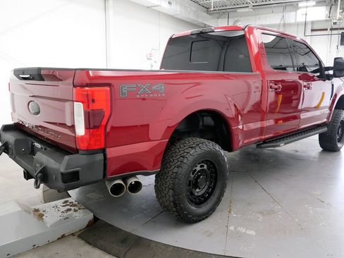 Used 2019 Ford F250 Lariat w/ Lariat Ultimate Package AWD/4WD image 7