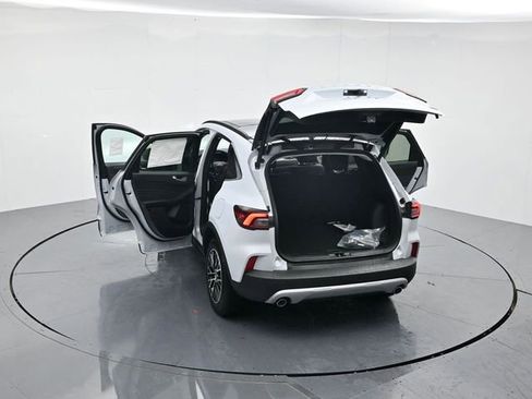 New 2026 Ford Escape SE image 43