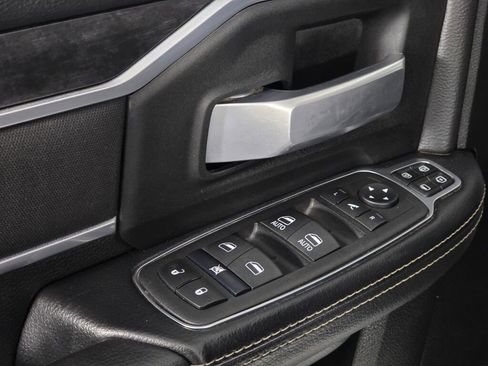 Used 2024 RAM 2500 Big Horn image 22