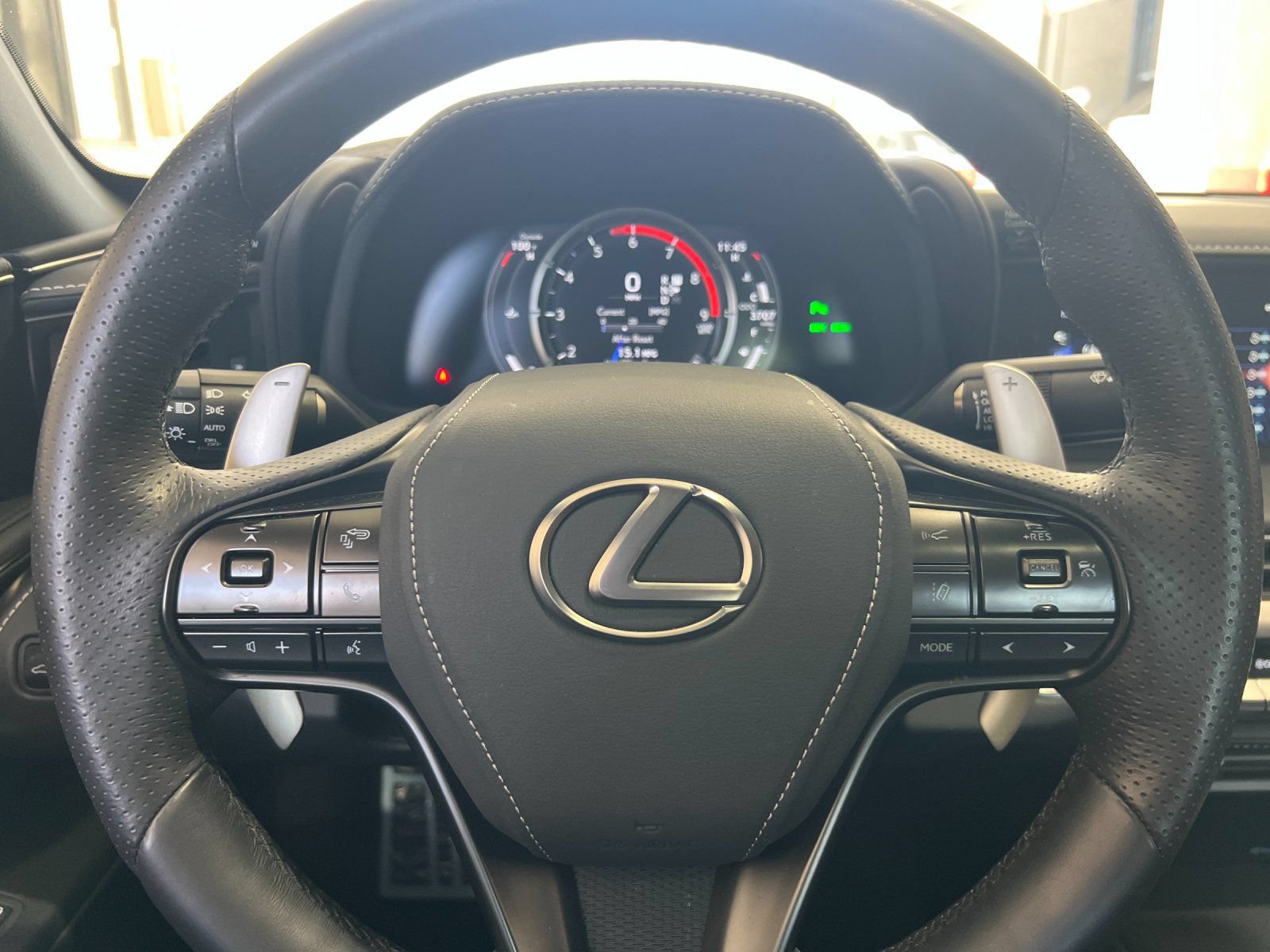 Used 2018 Lexus LC 500 Coupe w/ Sport Package RWD image 22