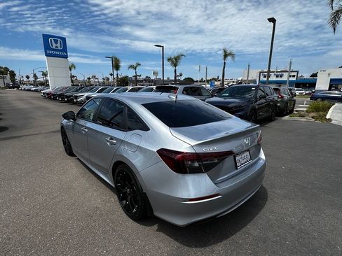 Used 2025 Honda Civic Sport image 6