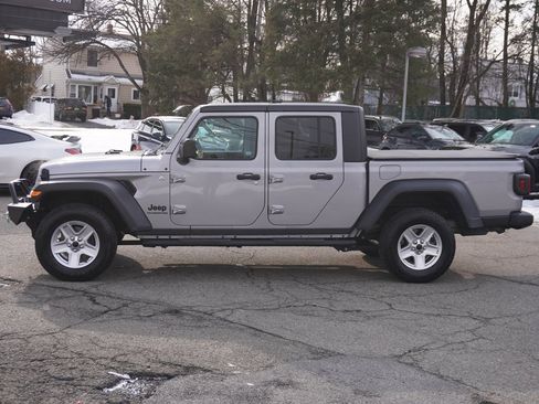 Used 2020 Jeep Gladiator Sport w/ Quick Order Package 24S image 14