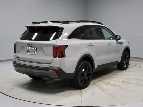 Used 2025 Kia Sorento SX Prestige AWD/4WD image 12