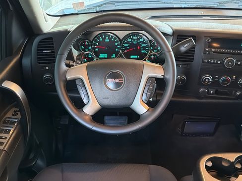 Used 2014 GMC Sierra 3500 SLE AWD/4WD image 16