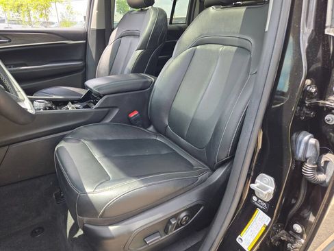 Used 2022 Jeep Grand Cherokee Limited 4xe AWD/4WD image 23