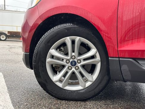 Used 2019 Ford Edge SEL w/ Equipment Group 201A image 8