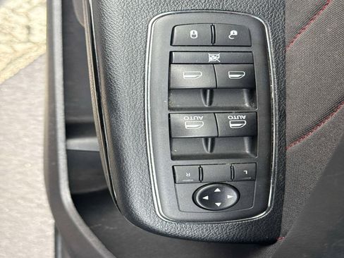 Used 2019 Dodge Charger SRT Hellcat w/ Harman/Kardon Audio Group image 15