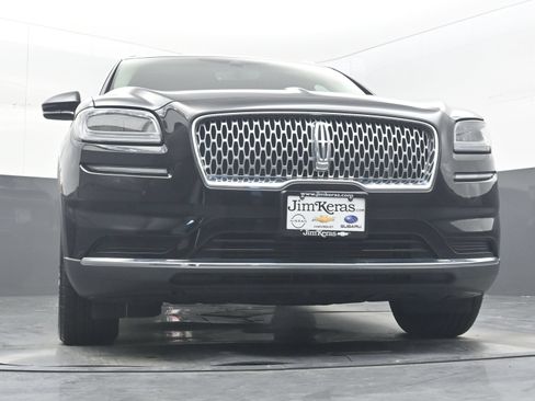 Used 2023 Lincoln Nautilus AWD w/ Premium Package image 26