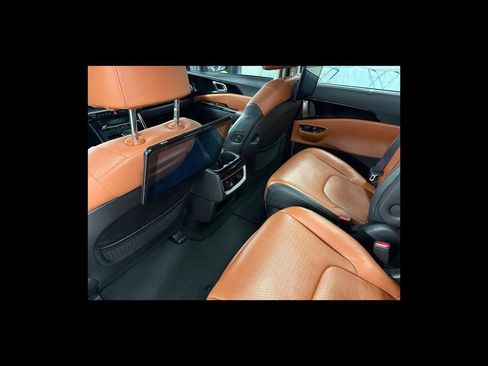 Used 2022 Kia Carnival SX Prestige FWD image 26