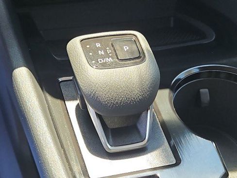Used 2026 Nissan Rogue SV FWD image 15