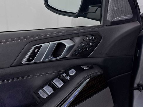 Used 2024 BMW X7 xDrive40i w/ Executive Package image 20