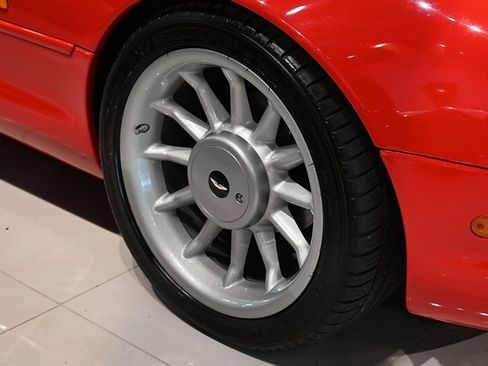 Used 1997 Aston Martin DB7 Volante image 12