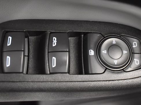 Used 2022 Chevrolet Equinox LT AWD/4WD image 21
