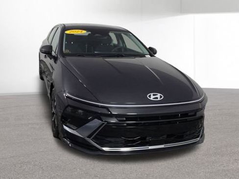 Used 2024 Hyundai Sonata SEL FWD image 3